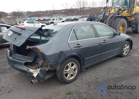 2006 Honda Accord 2.4 Ex z USA, uszkodzony, nr VIN 1HGCM568X6A112711